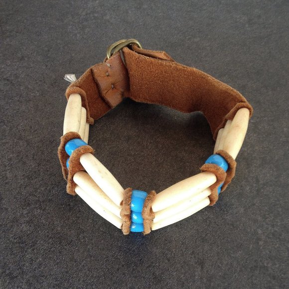Rustic Southwest Leather & Wood Bead Bracelet - Picture 3 of 3